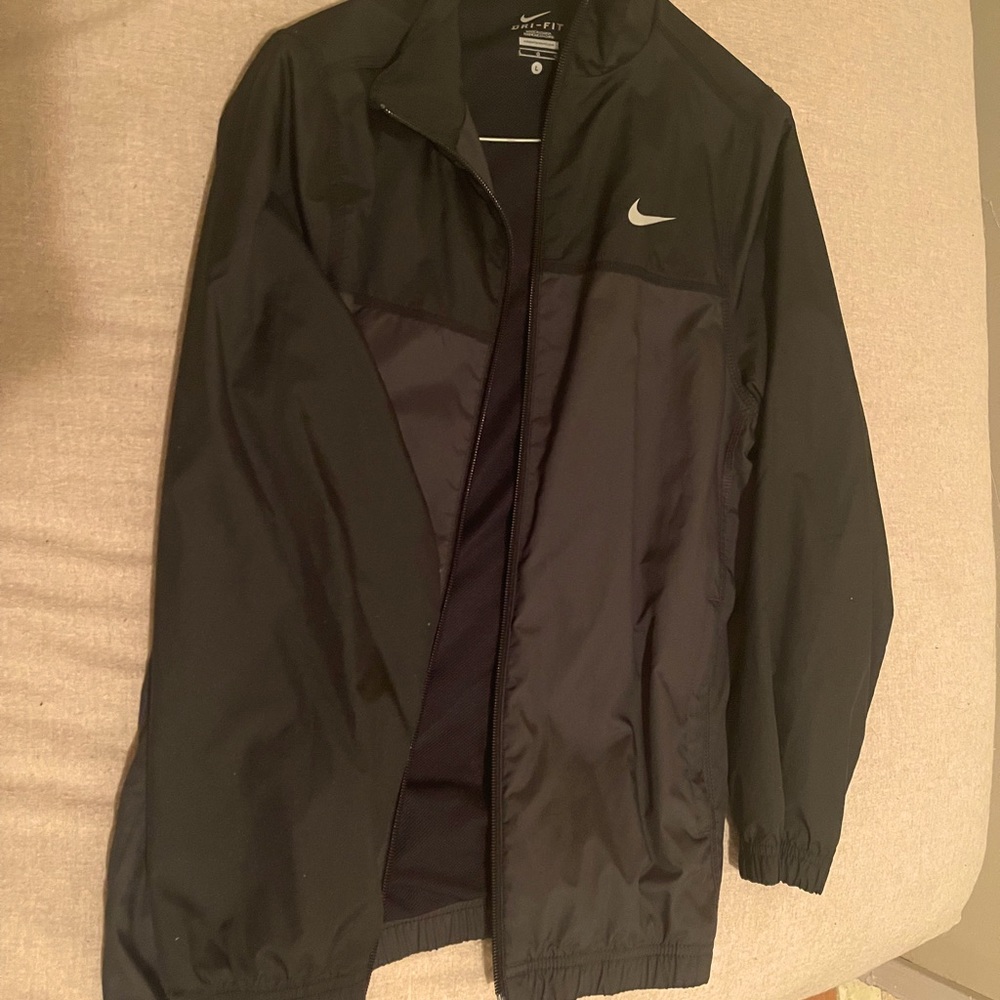 🌬 SOLD 🌬Nike Windbreaker Jacket